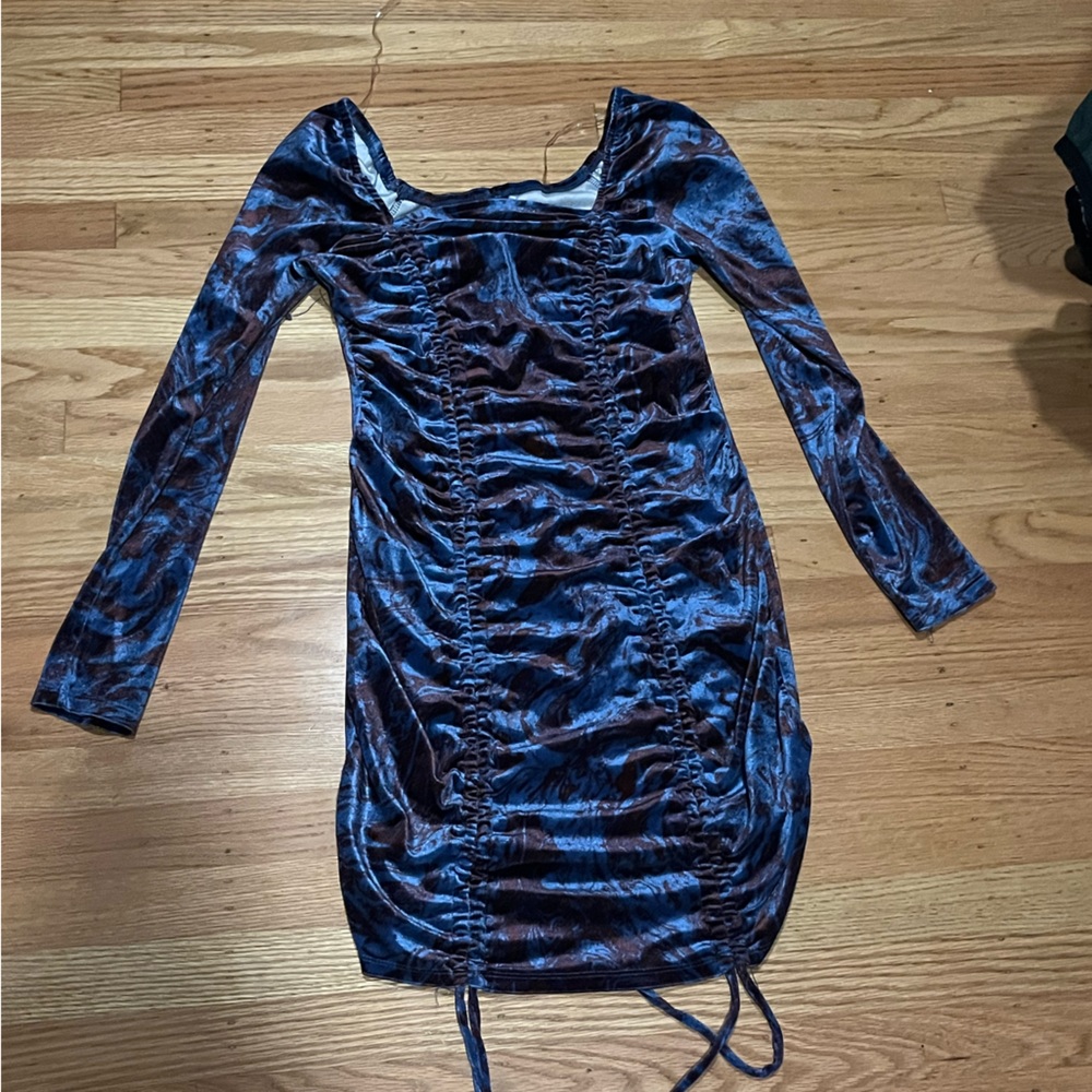 Velvet stretchy body con dress